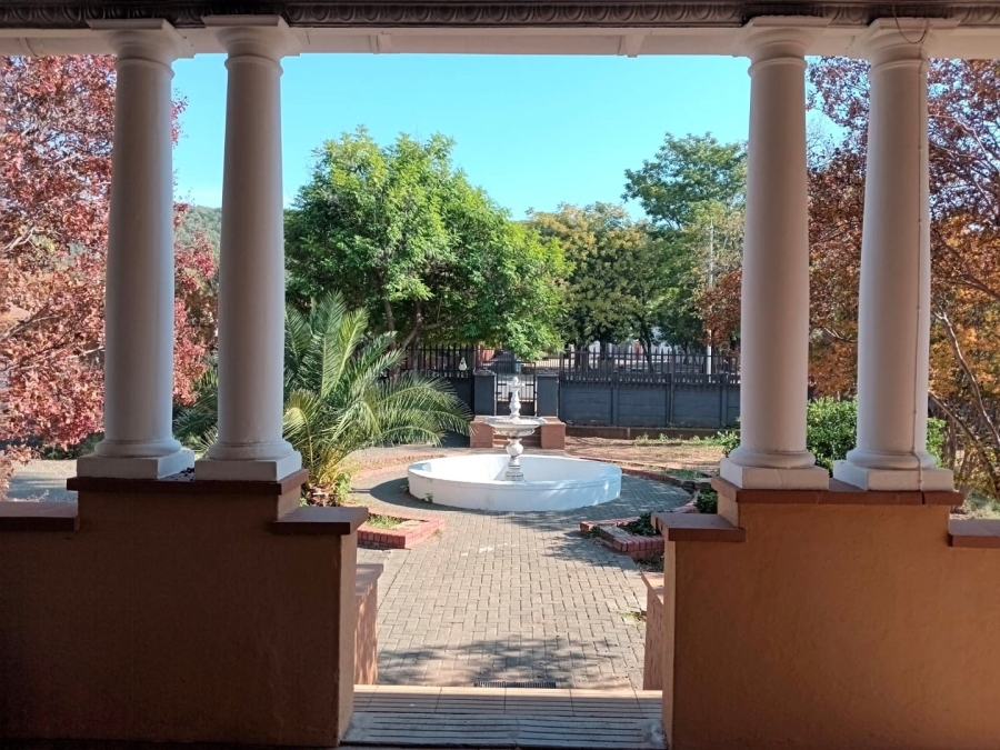 5 Bedroom Property for Sale in Navalsig Free State
